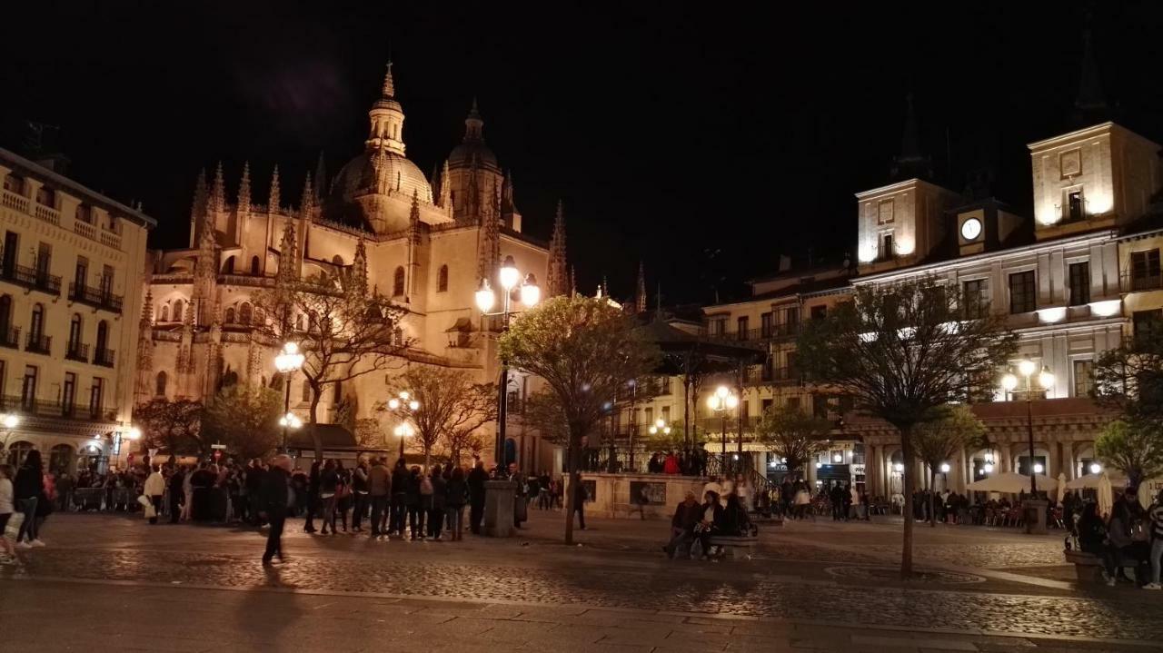 El Balconcito De San Millan II Lägenhet Segovia Exteriör bild